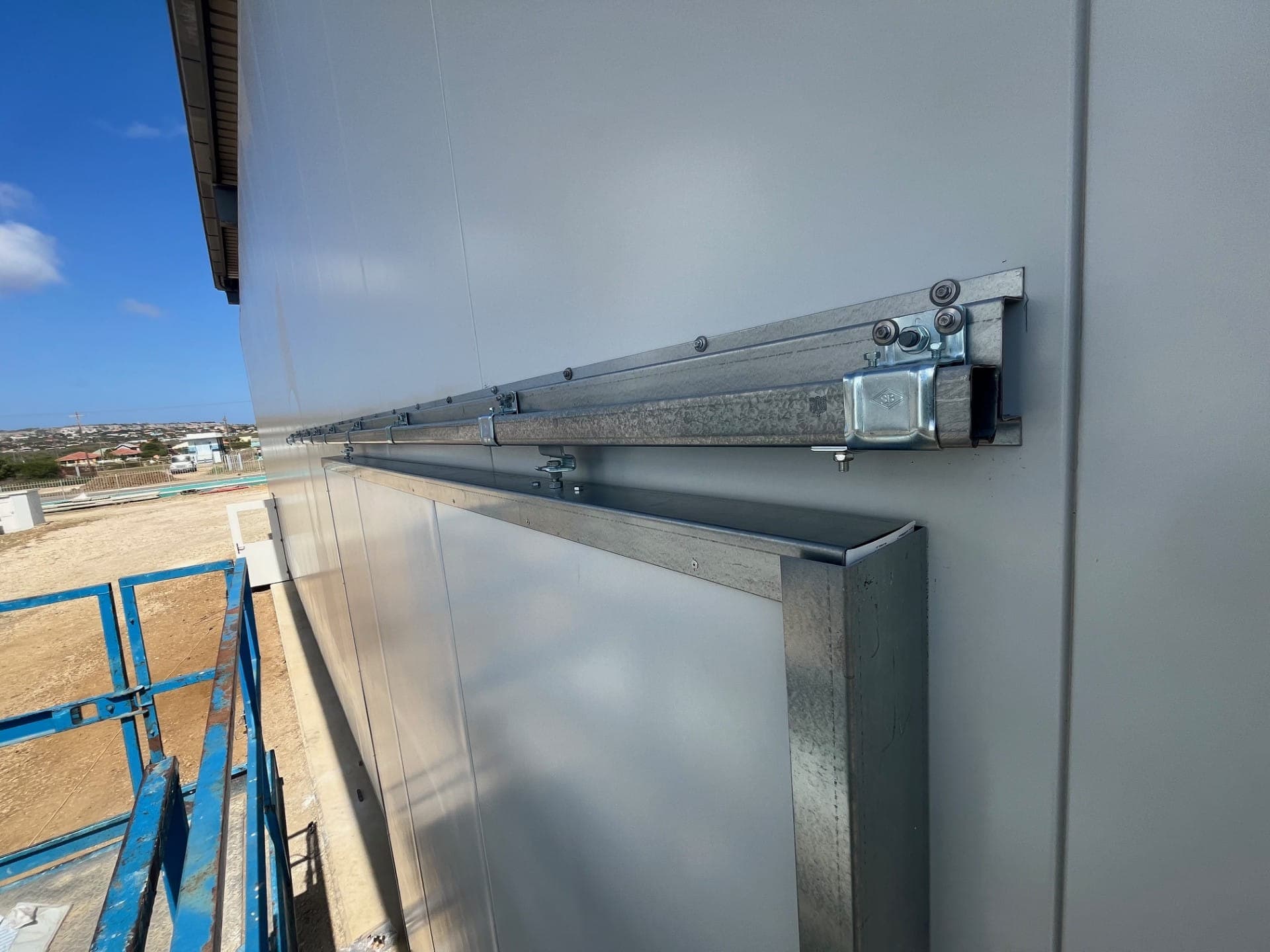 Geluidsisolerende deur met dB Noise Control